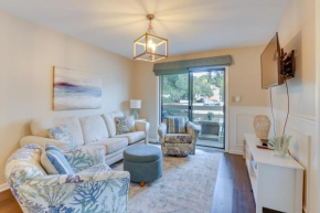 Coastal Hilton Head Getaway Short Walk to Beach!